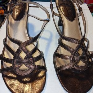 Women's Brown Life Stride Sandals Size 7 1/2